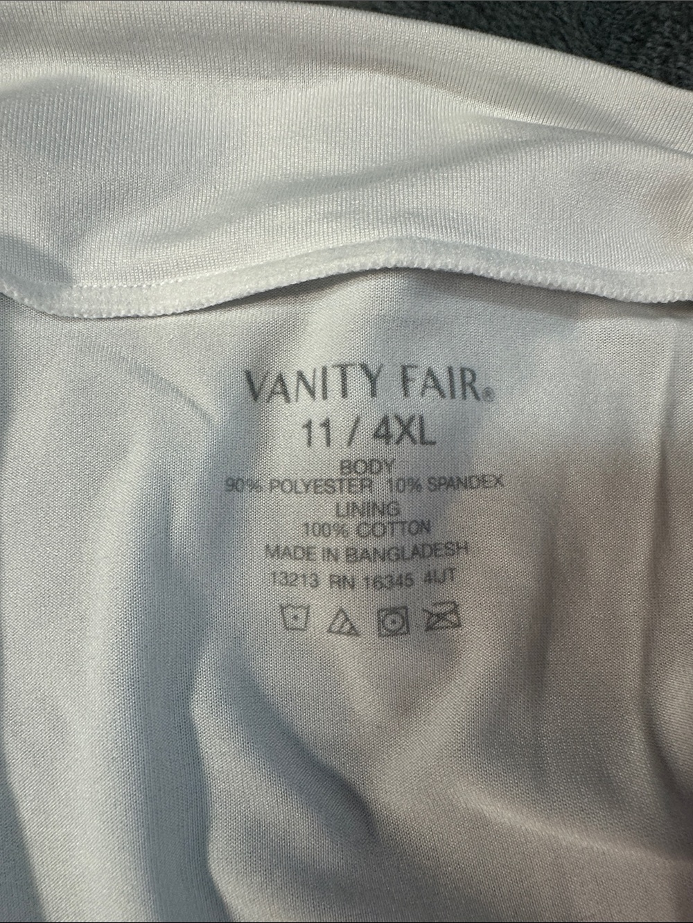 NWT Vanity Fair Black & Nude & White V-Front Stretch Briefs - 3 Pack Sz 4X 11 - Picture 5 of 5